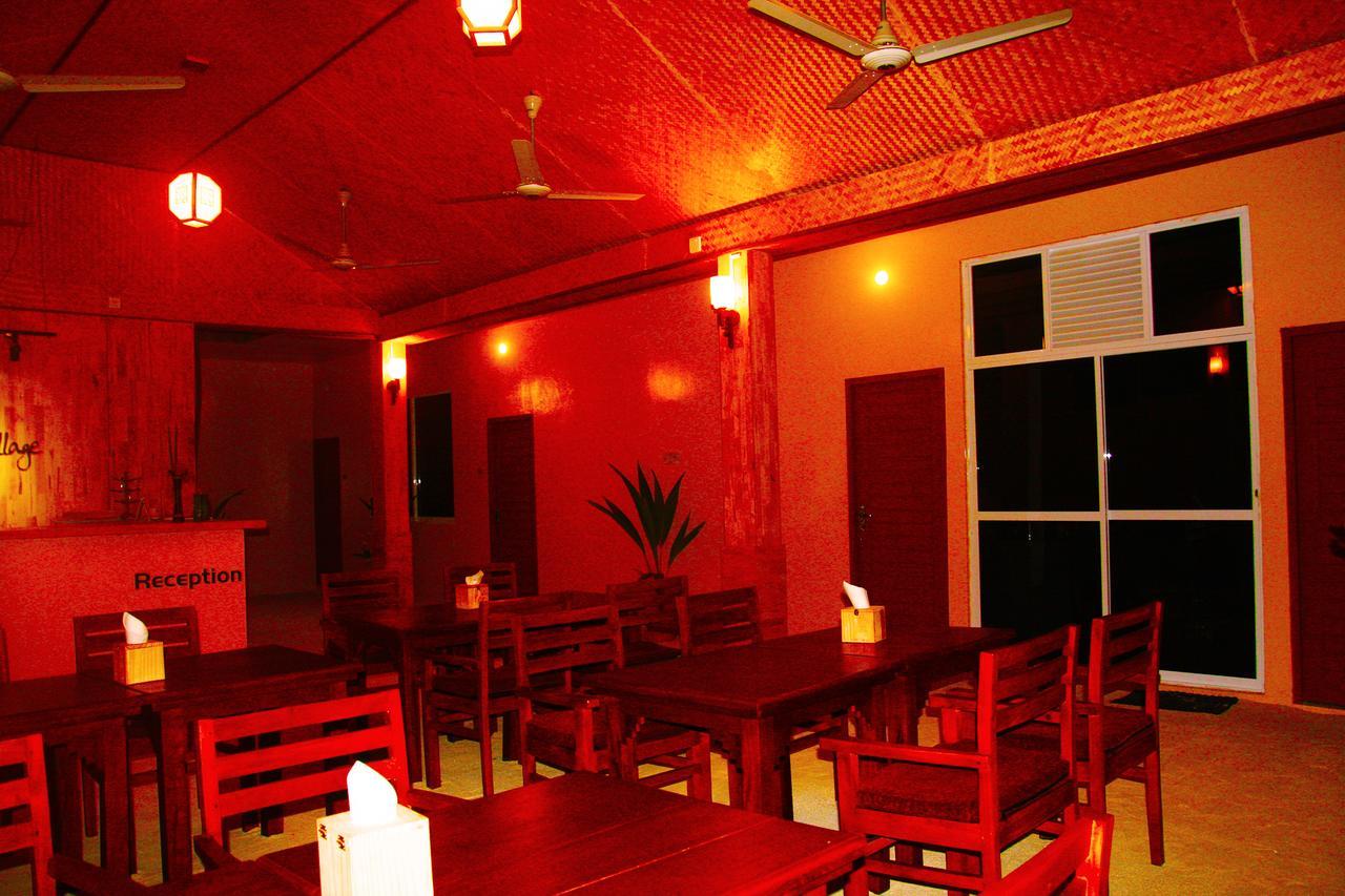 Maafushi Village Exterior photo
